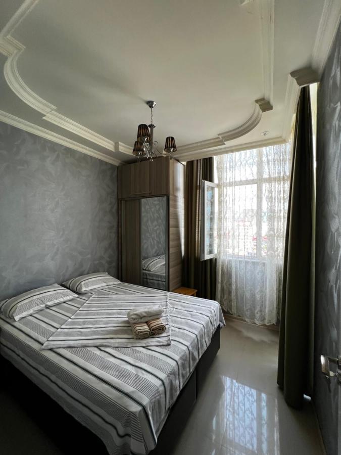 Nukri'S Apartment Batoumi Extérieur photo